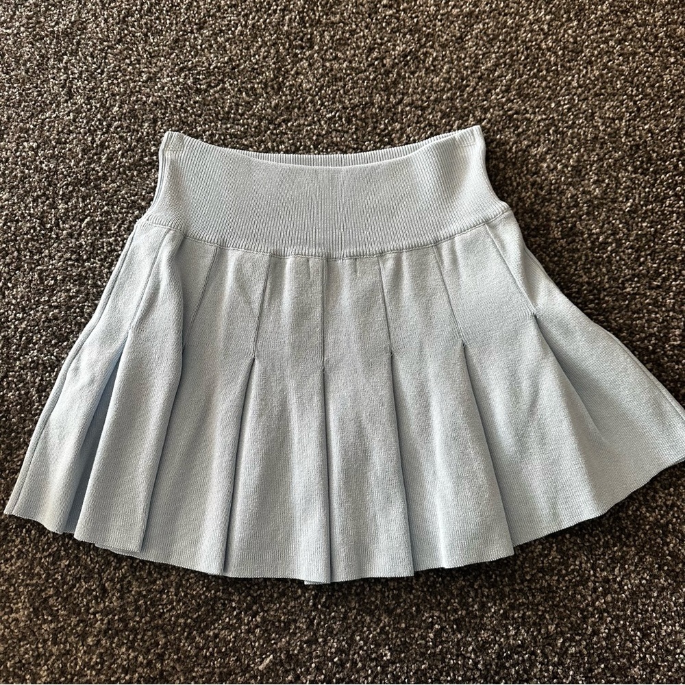 Light Blue Pleated Skirt and tank set. Like new - Picture 3 of 13